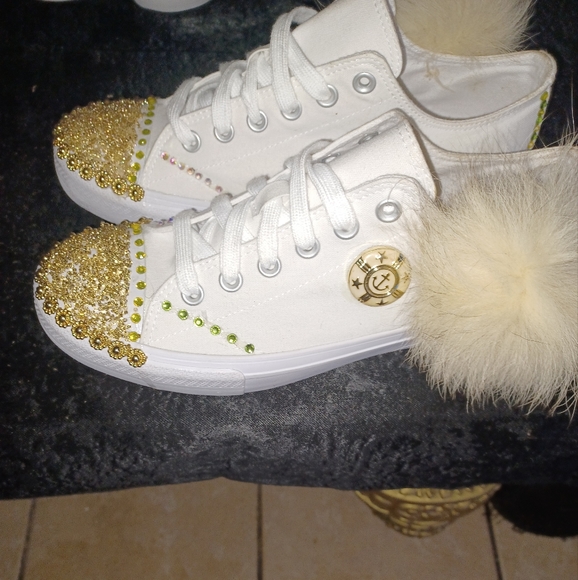 Custom sneakers - Picture 2 of 6